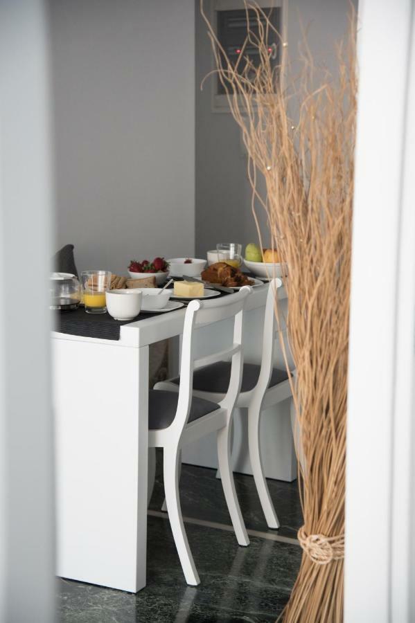 דירות אתונה Living Near Acropolis By Sylvia Staikou 2Nd & 3D Floor מראה חיצוני תמונה